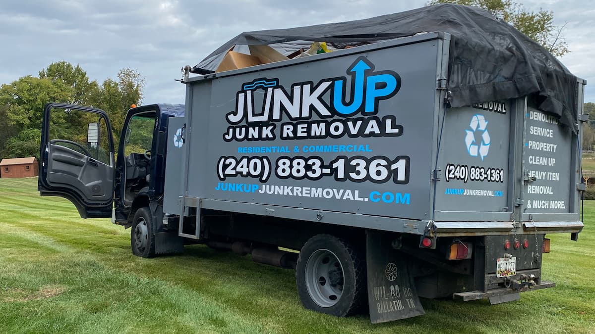 Estate cleanout before and after pictures JunkUp Junk Removal Gaithersburg